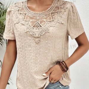 Frenchy Blusa con encaje con bordado con ojal
