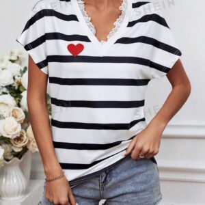 Clasi Camiseta A Rayas Con Ribete De Encaje Para Mujeres Con Escote En V